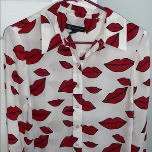 INC LIPS blouse